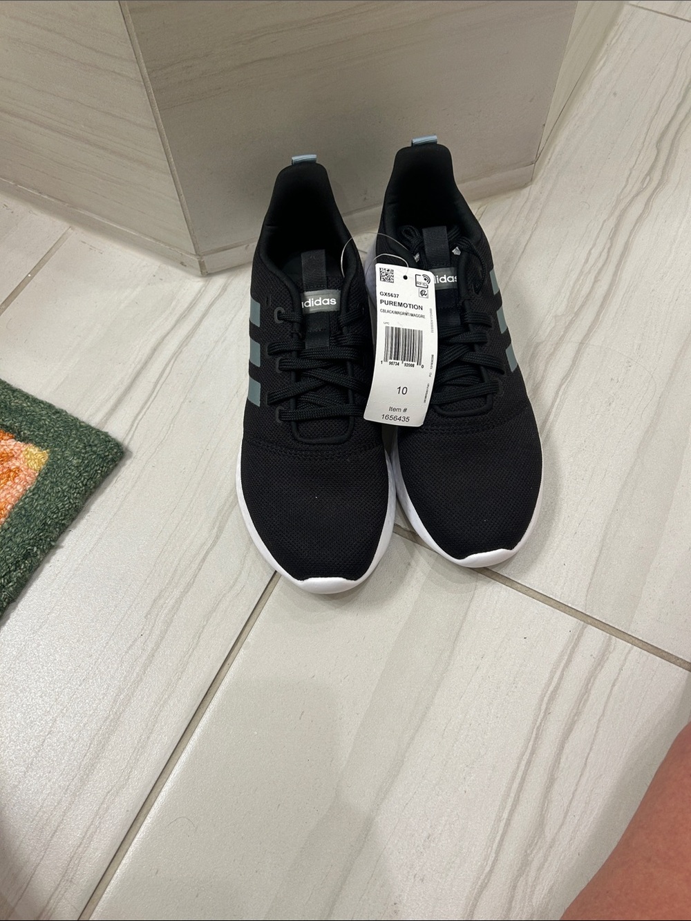 adidas Black and White Men's Lightweight Sneakers